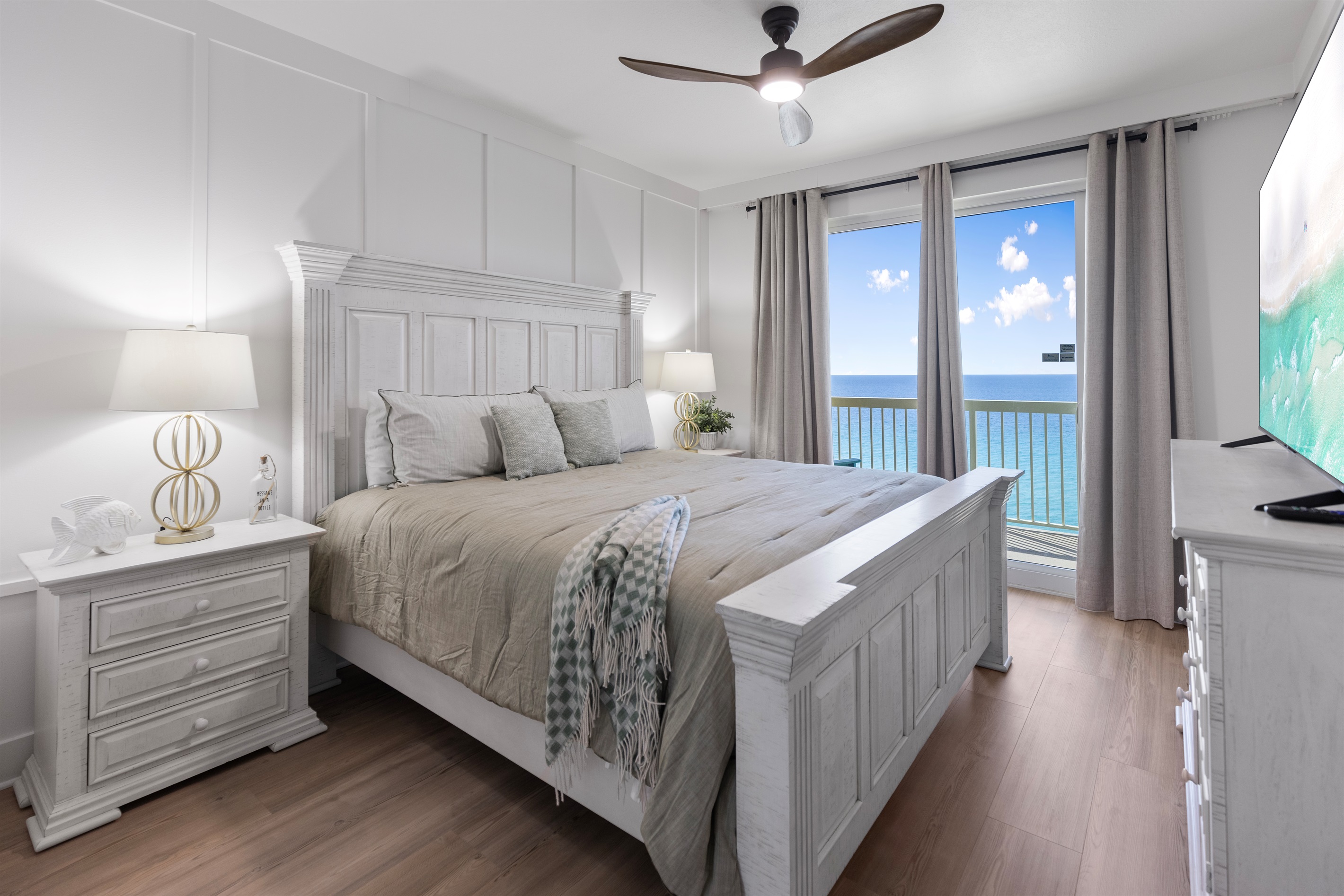 Gulf-Front Primary Bedroom