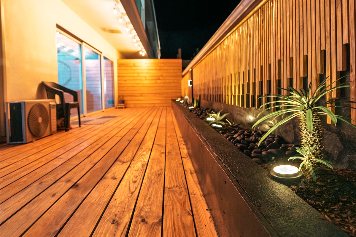 Alternate angle along the deck