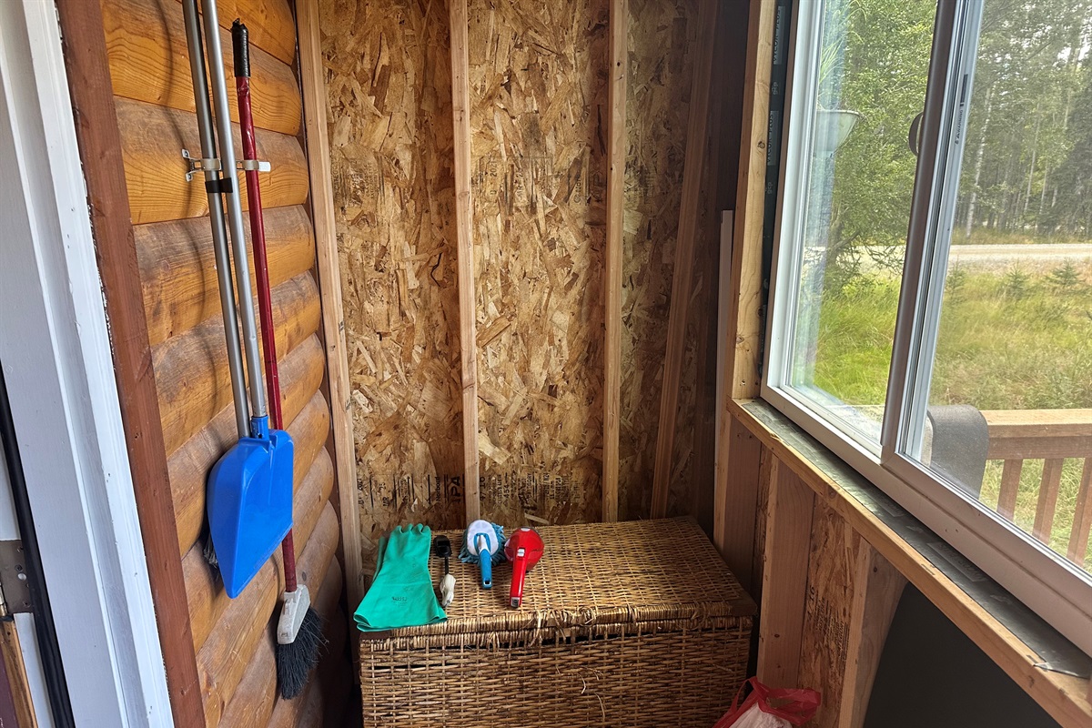 Right Side of Arctic Entry.