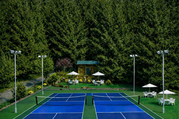 Enjoy Community Pickleball located onsite! Just bring your racquet & ball.