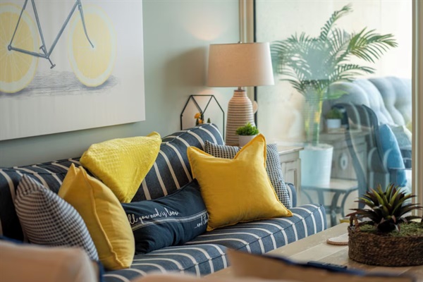 Relax in comfort & style