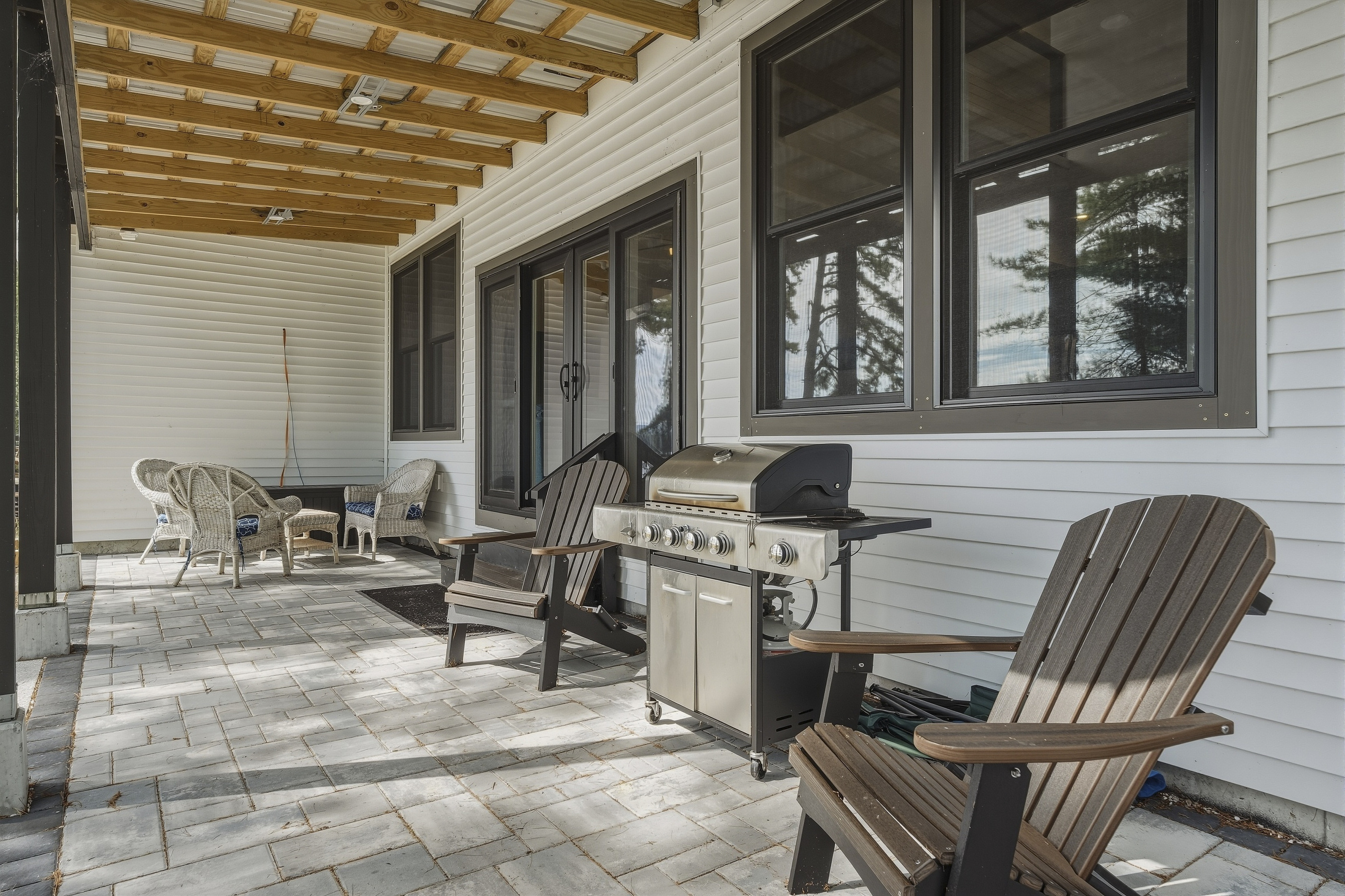 Fire up the grill, pour something good, and let the lake air handle the atmosphere.