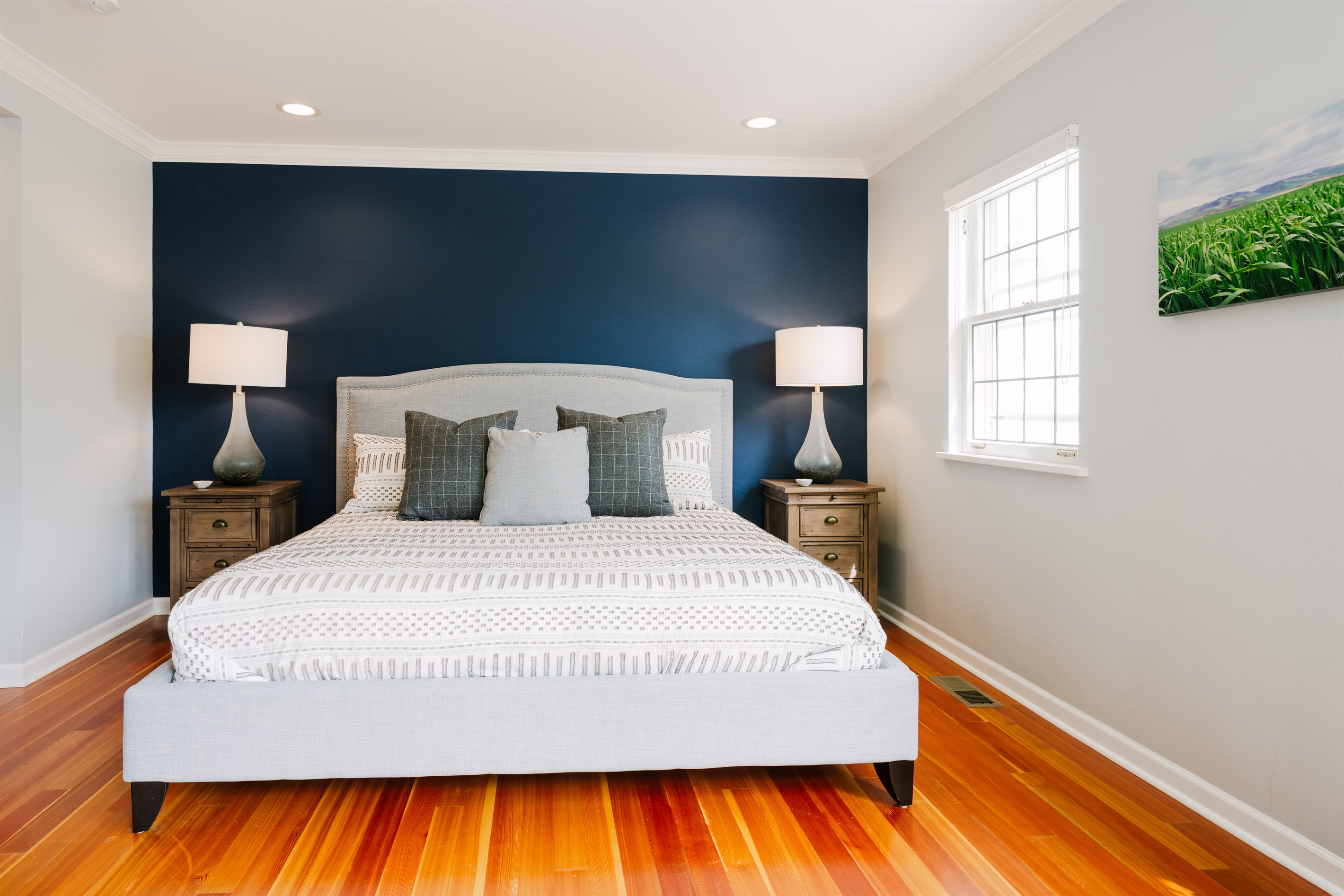Farmhouse bedroom 2: King Ensuite, main floor. 