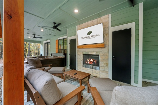 Settle into plush seating, flip on the fireplace, and enjoy the peaceful forest breeze.