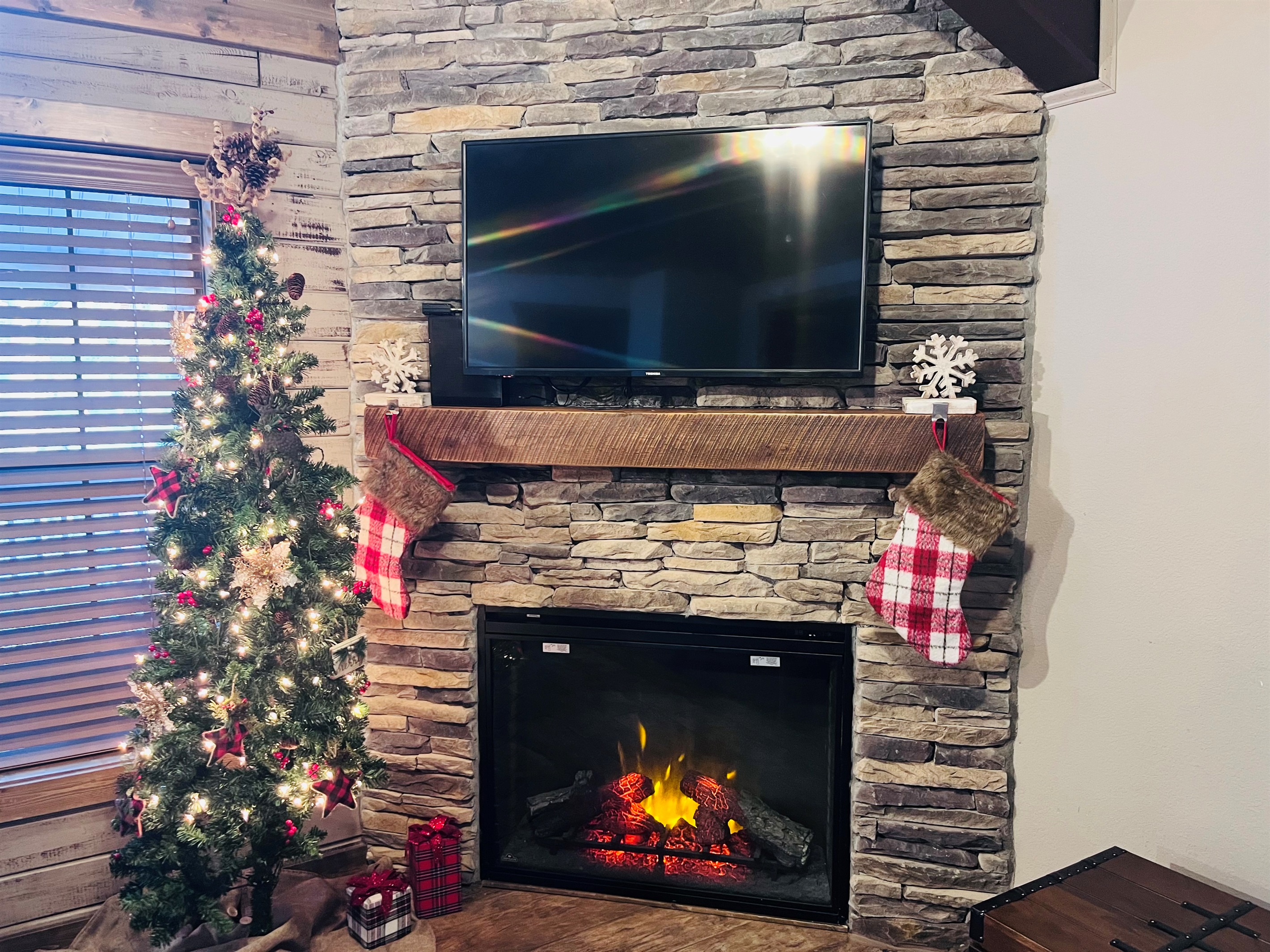 Christmas Decor Nov-Dec