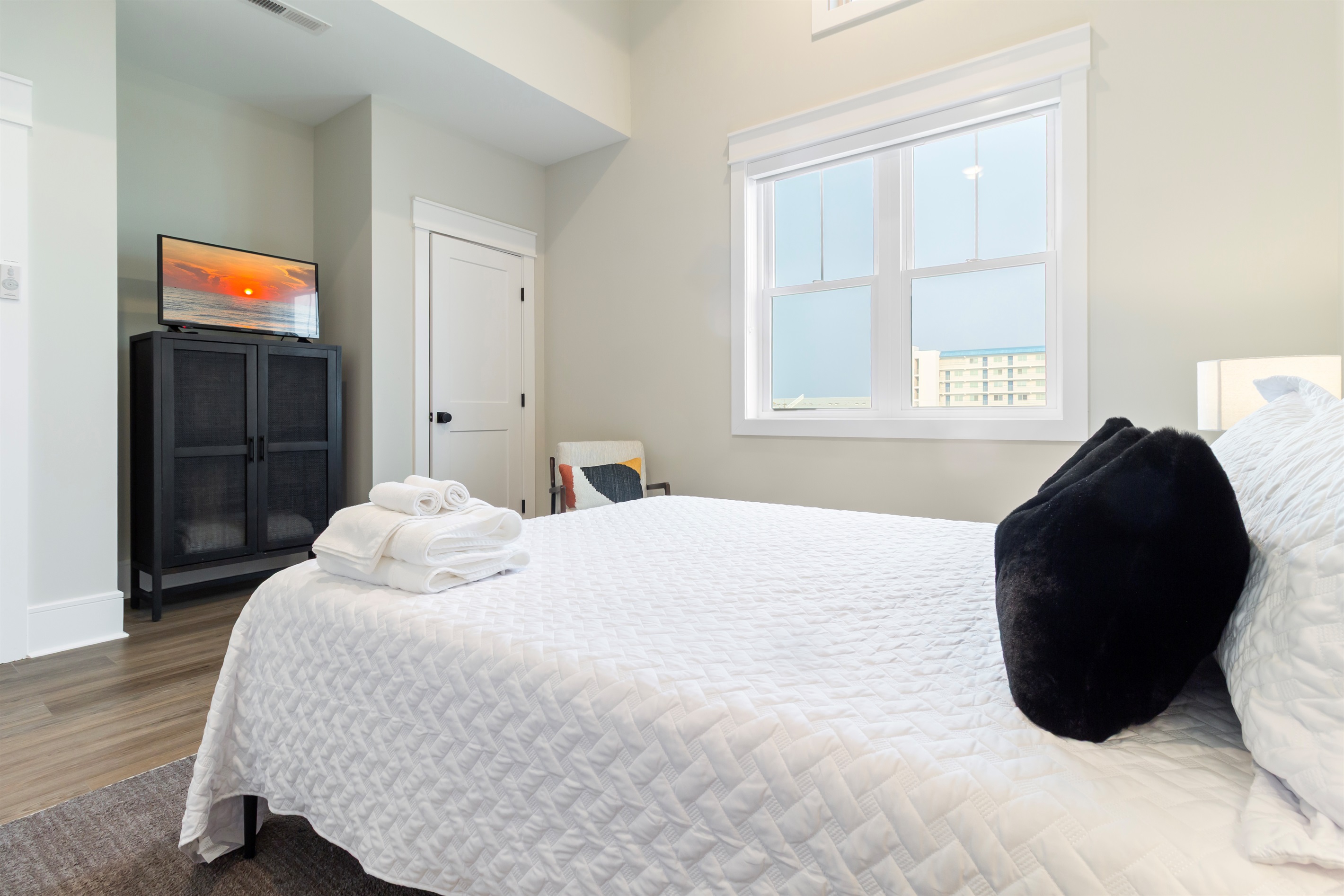 Bedroom 2 - Queen bed with smart tv