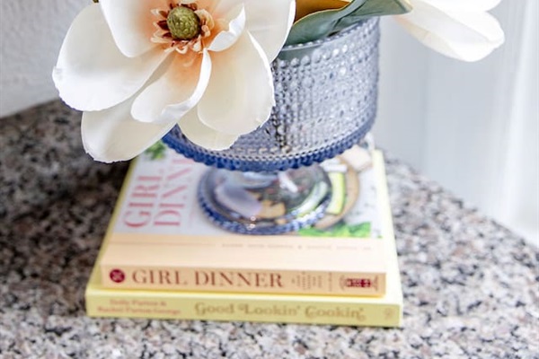 Flower vase
