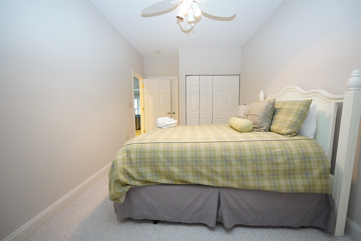 3rd Bedroom with Queen Bed