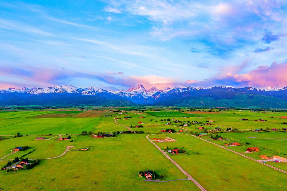 Greenery, mountain views, and gorgeous sunsets are only a small part of what the property offers.