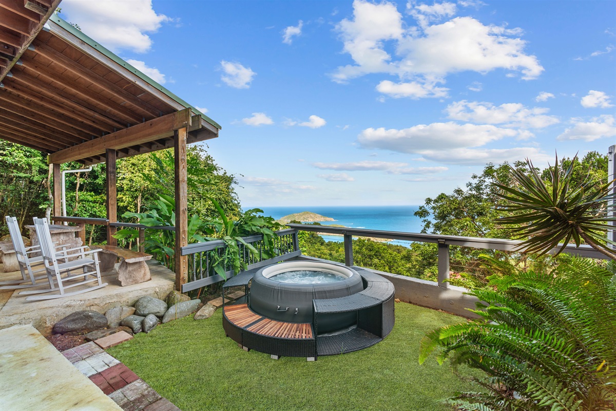 Inflatable hot tub that fits 4 comfortably