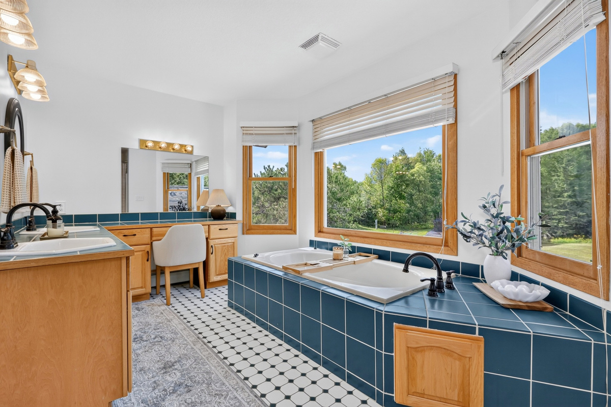 Ensuite