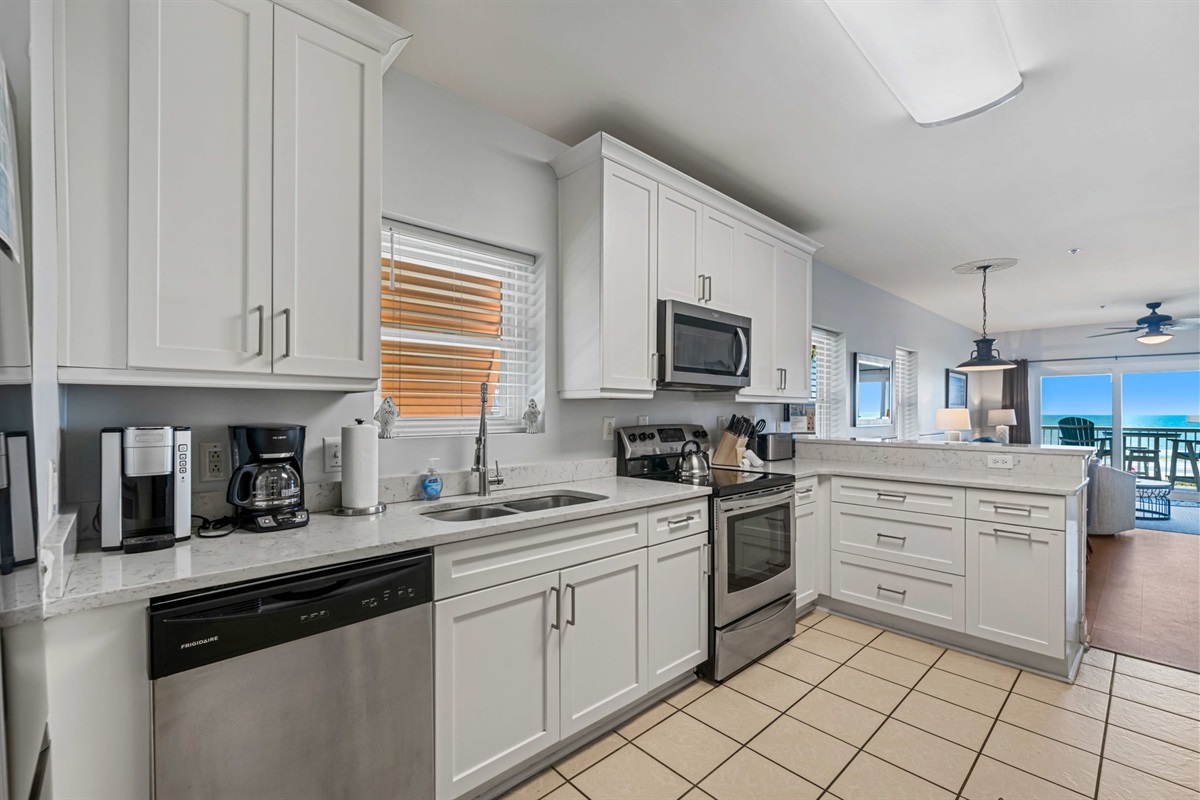 Kitchen | Sea Gull | 201 Oceanview | 1116 Ocean Blvd, Isle of Palms, SC | IOP Escapes