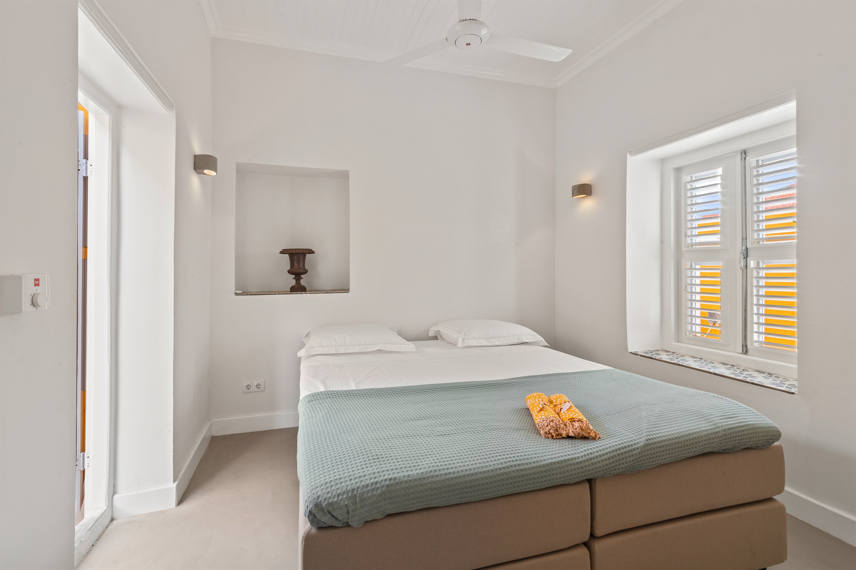 Heritage City Villa - Bedroom 2 | Ensuite bathroom