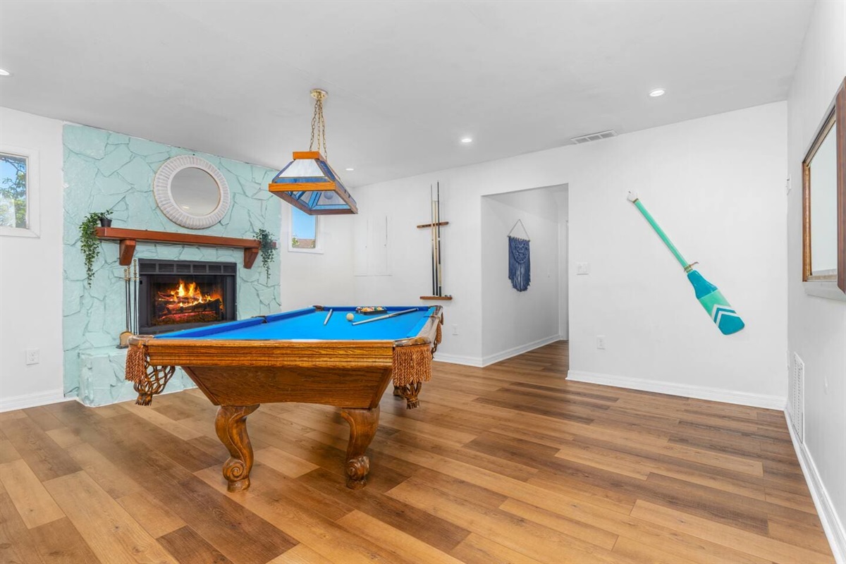 Billiards room with Pool Table