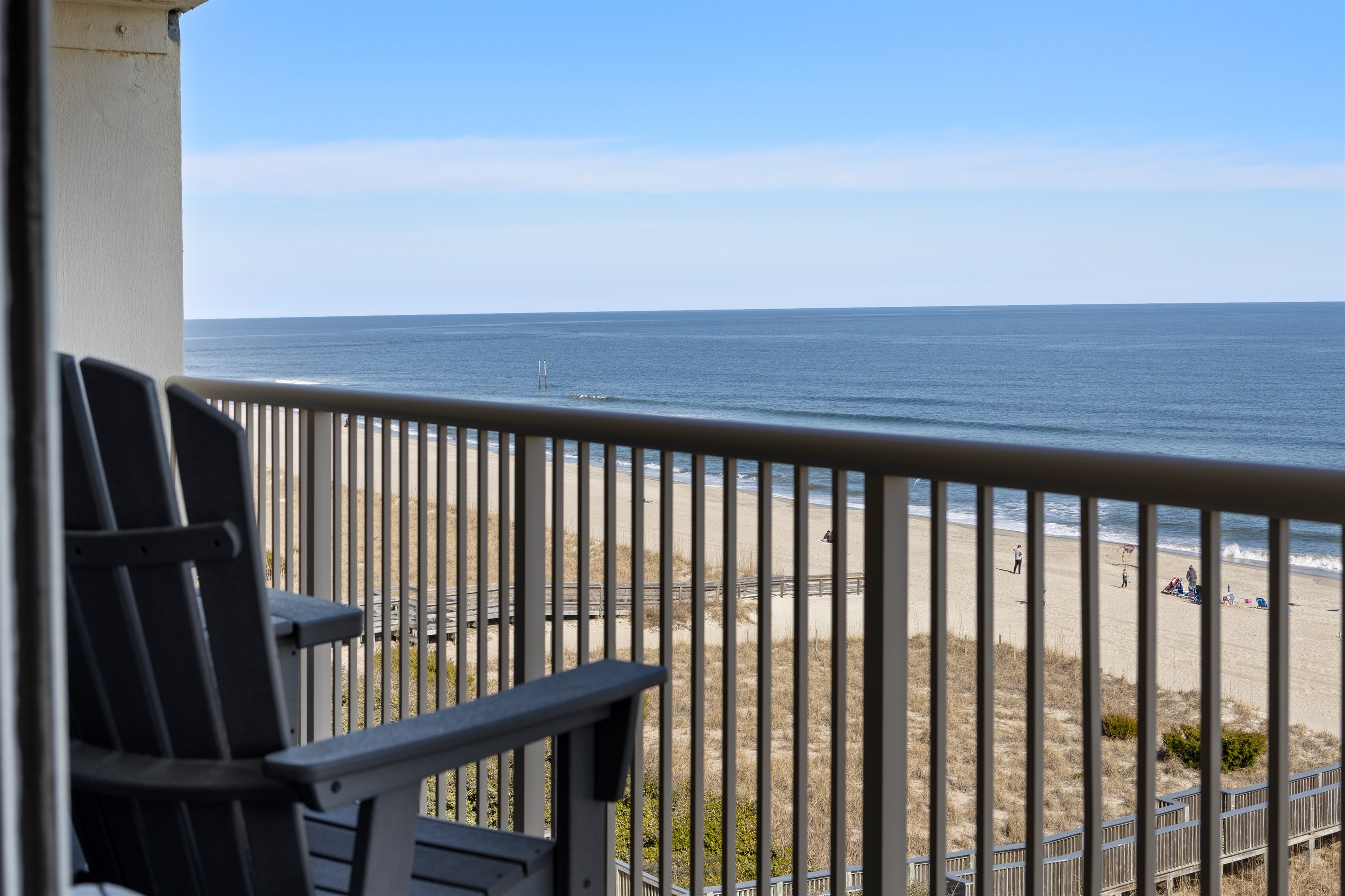 Oceanside 5th floor corner condo