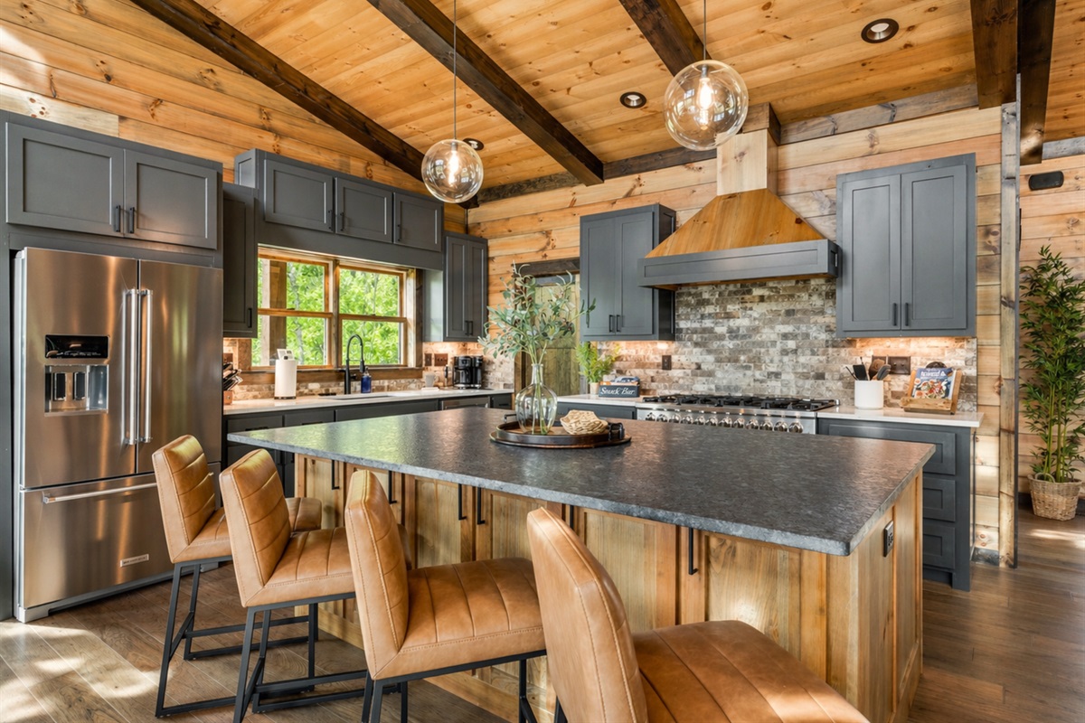 A chef&rsquo;s canvas, glowing with style and function.