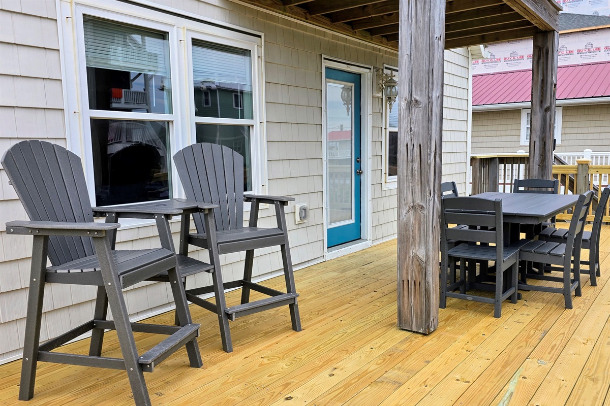 Deck Seating and Dining.