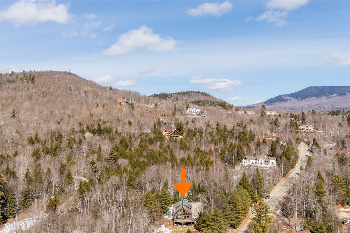 A bird’s-eye view of your relaxing Newry getaway near Sunday River.