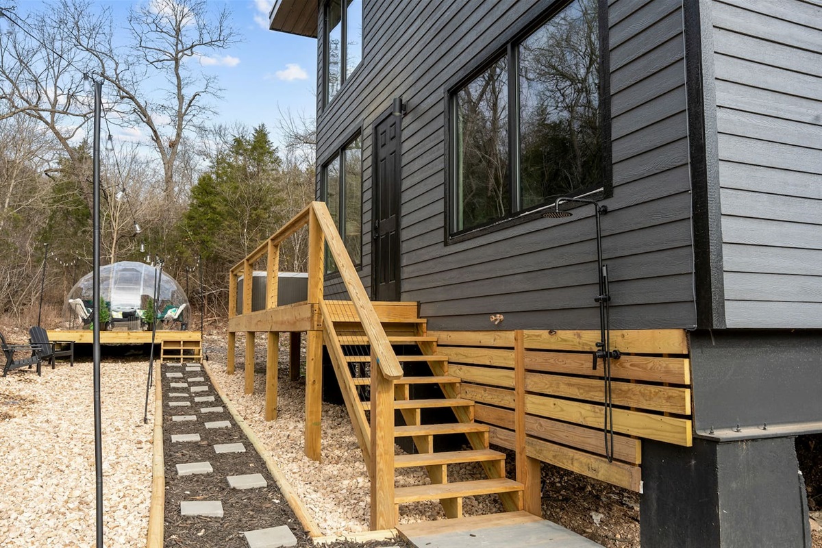 Rinse off after the grotto in the seasonal outdoor shower just steps from the water.