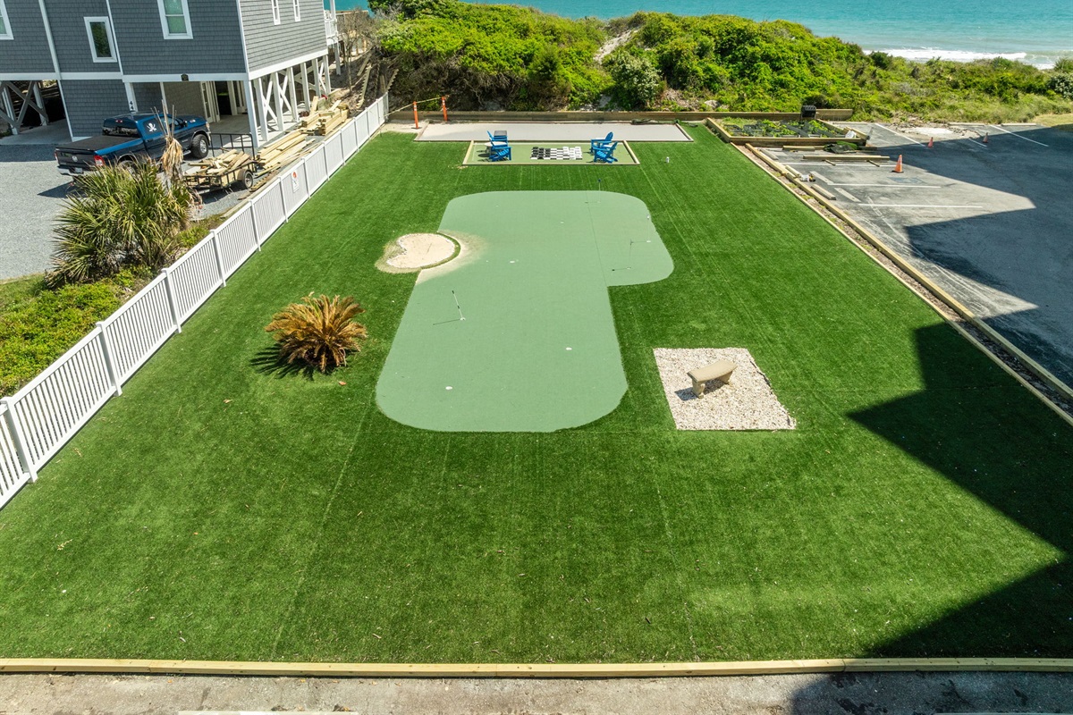 On-site mini putting green and outdoor games area
