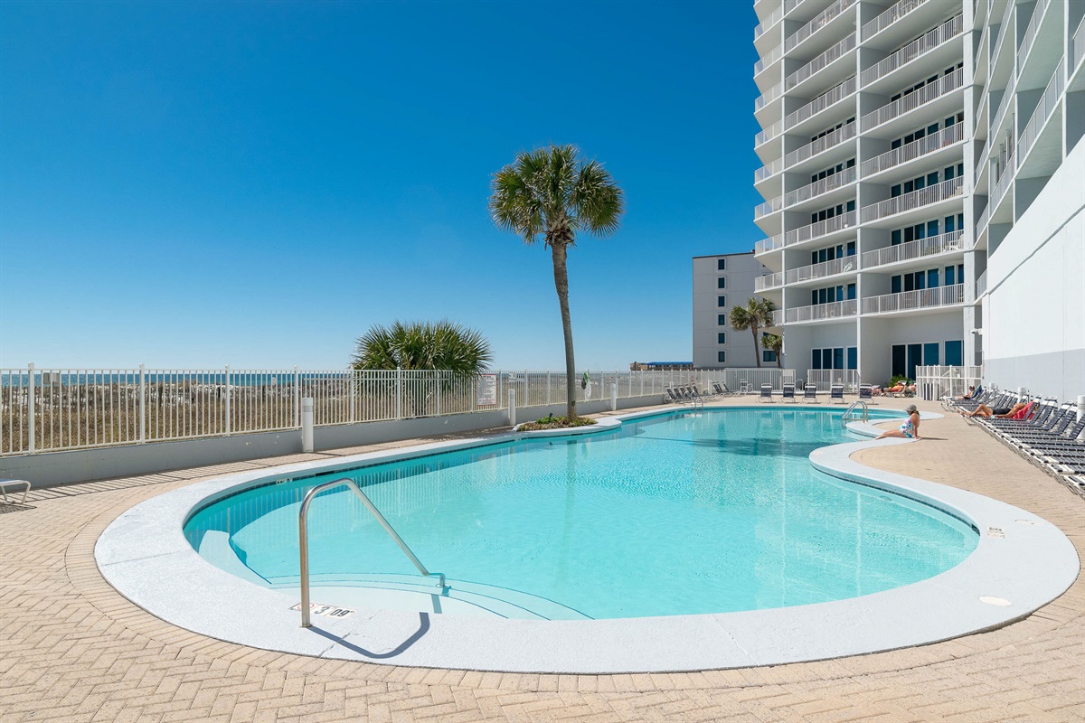 Experience the best of Gulf Shores living. Whether you’re swimming laps or lounging poolside, the white sandy beach is just steps away.