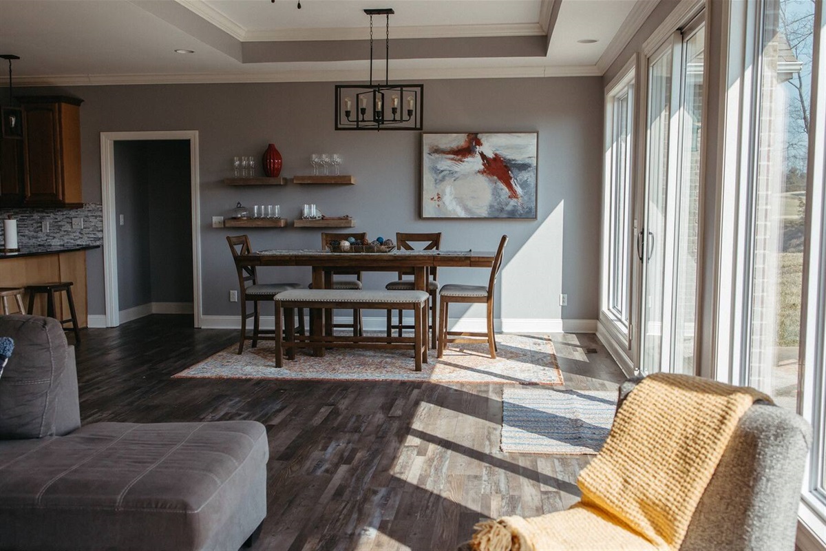 Fairway Manor Dining Area