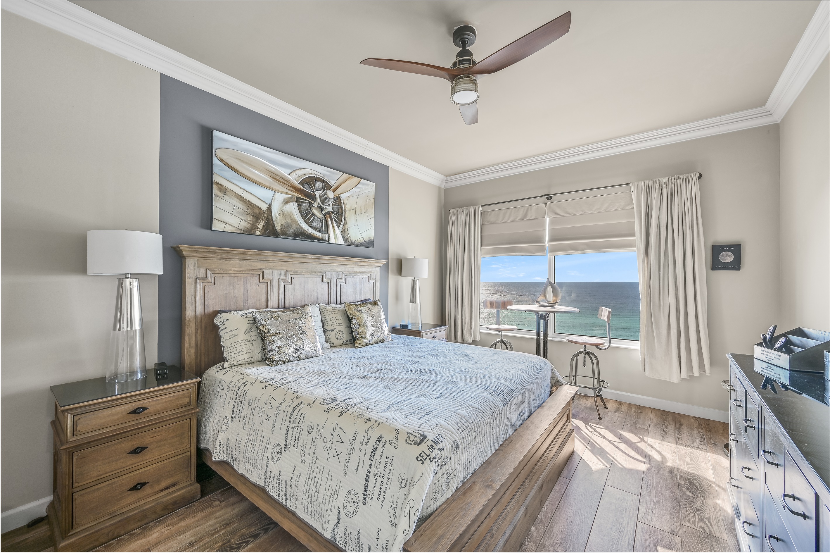 Master Bedroom King bed