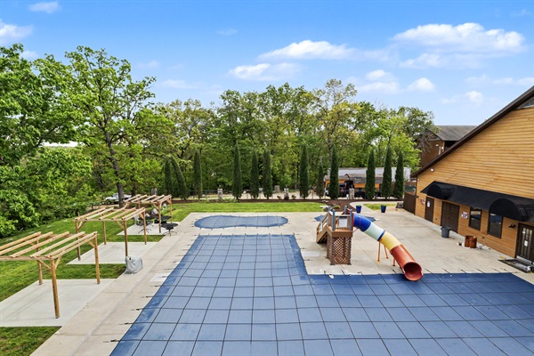 outdoor pool is open from Memorial Day to Labor Day