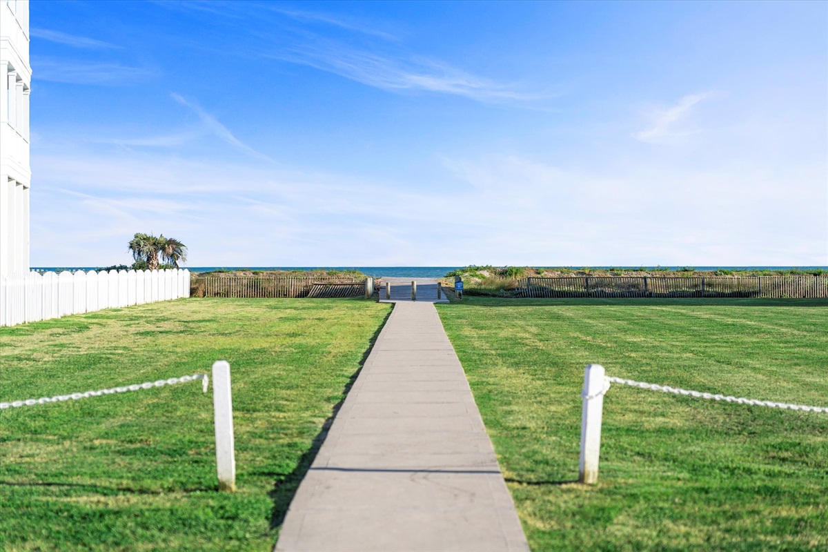 459030033bc2485f9145d520f8a4eb80 Large | Beachhouse | Texas | TX | Vacation Homes | Galveston | Crystal Beach | Kokomo | Breezy Days | Beachfront Elegance | Sunrise Serenity | Southern Sands Property Management, LLC