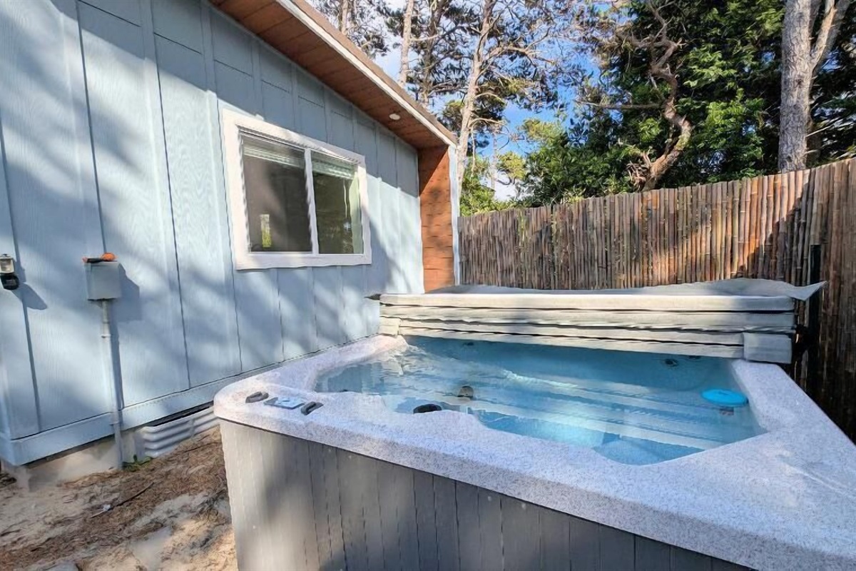 hot tub on south end of Salt Water bungalow