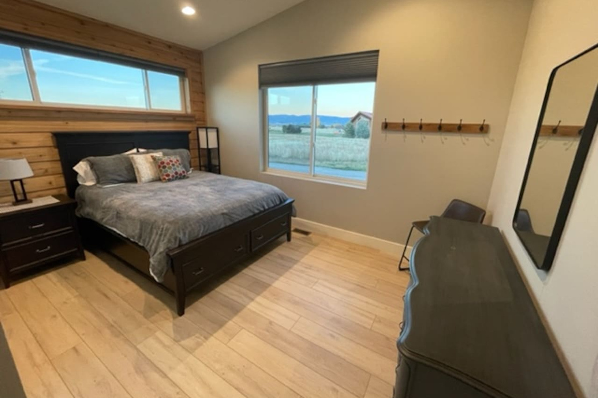 Bedroom 3 - shares guest bathroom 1 