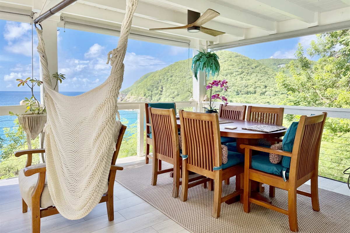 Dining al fresco with these views?! This is what Caribbean vacation dreams are made of.