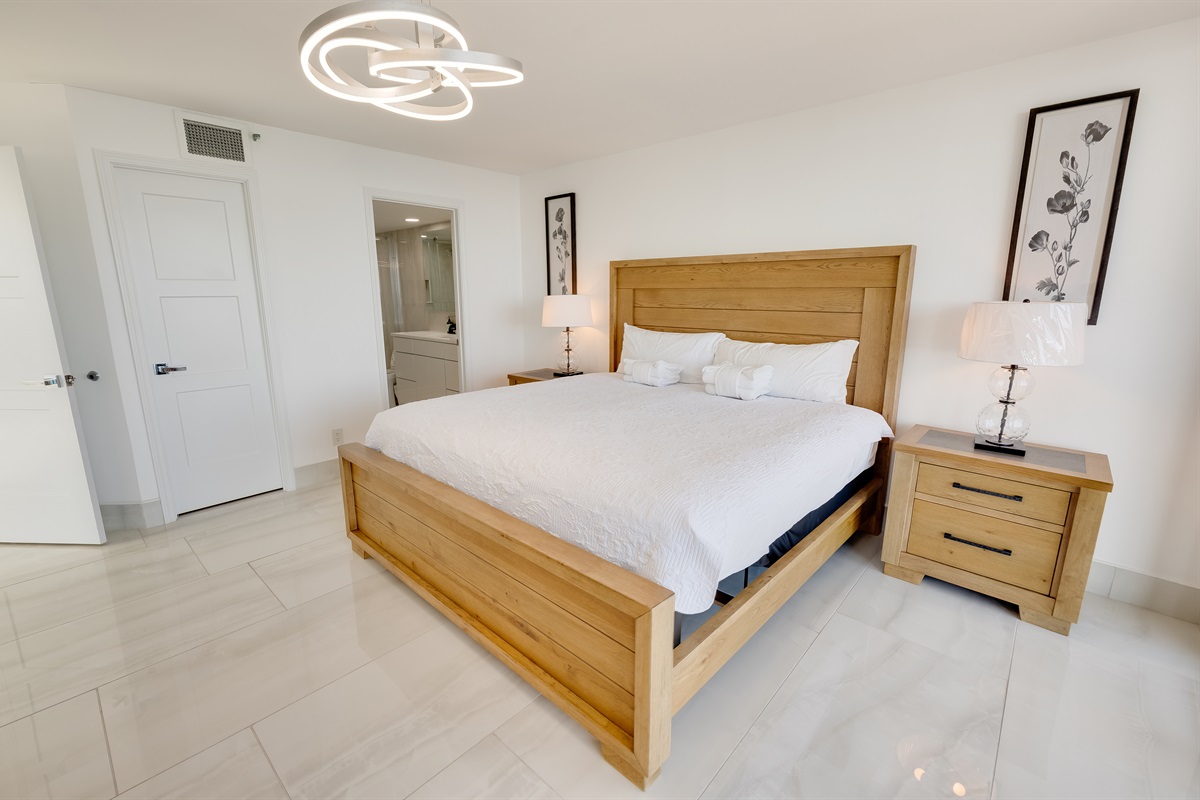 Beautiful Bedroom with Amazing Views 🌊☀️