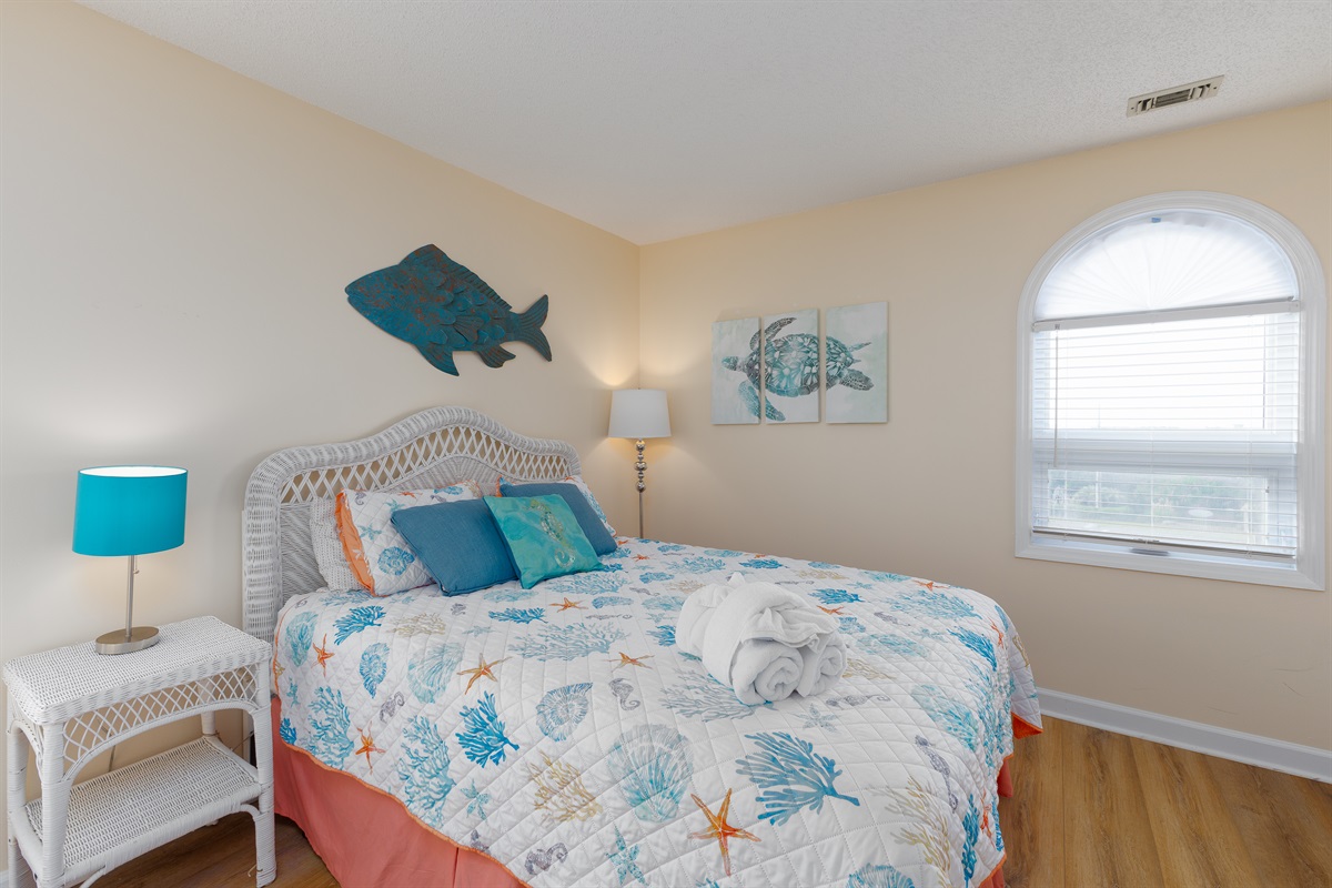 Bedroom 2 features a Double-size bed
