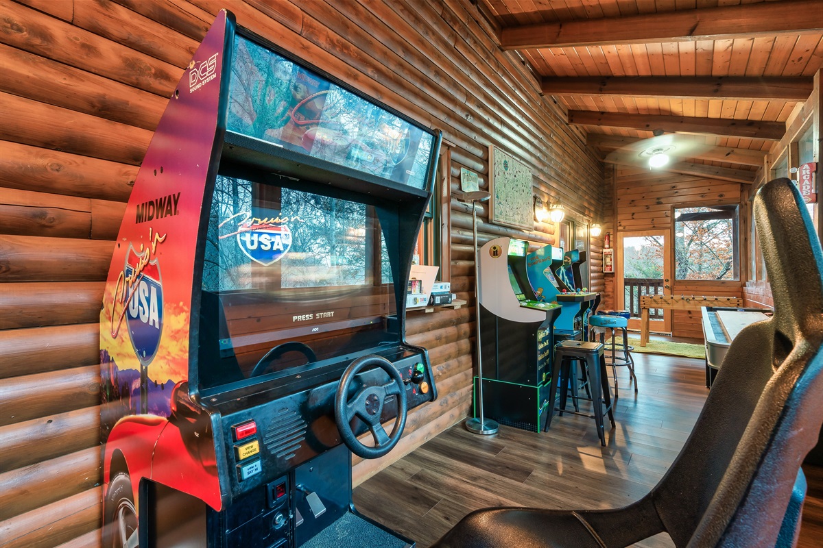 Cruisin' America driving game, Golden Tee, Mortal combat, Pac Man, Simpsons, foosball and Shuffleboard