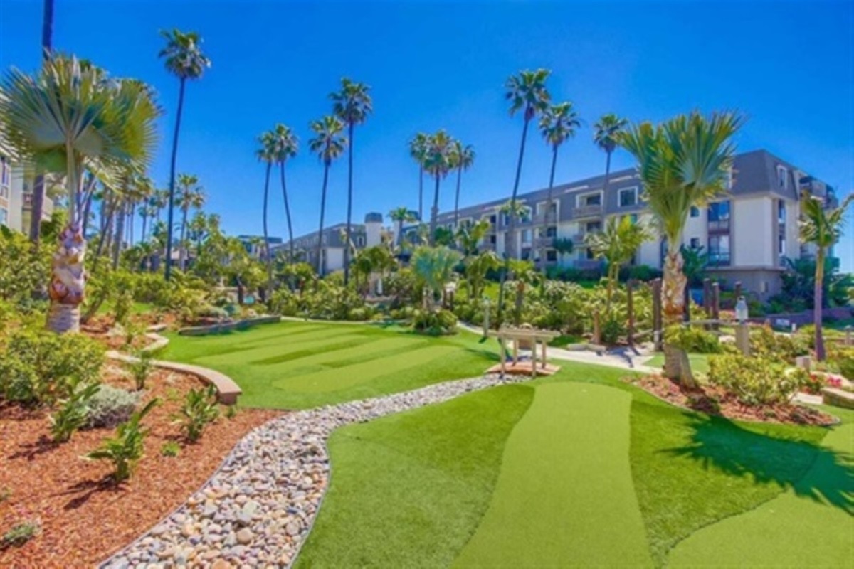 Golf putting green near ocean