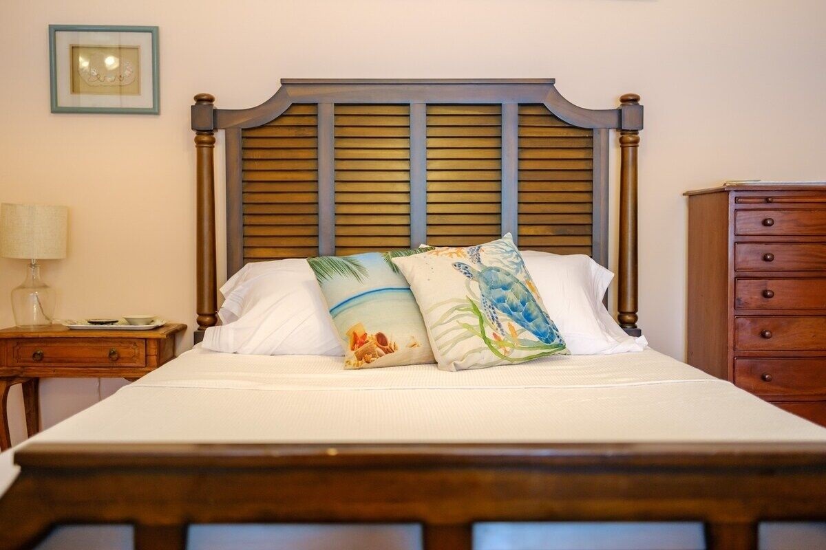 Comfortable mattress and lightweight bedding.