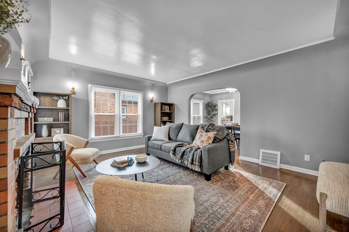 An Inviting living room.