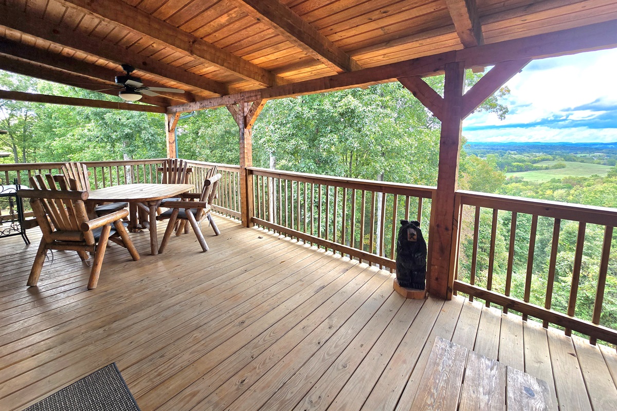 Upper Level Deck