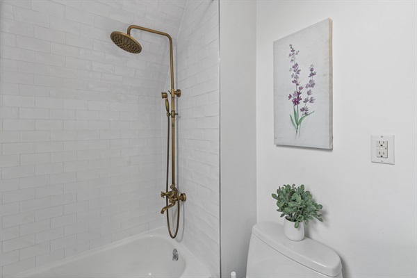 Upstairs Loft main bathroom