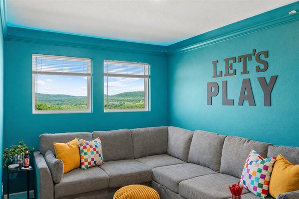 Upstairs Living Room offers plenty of comfortable seating, a full-size sofa sleeper, space for games, watching TV. Plenty to do for families of all ages!