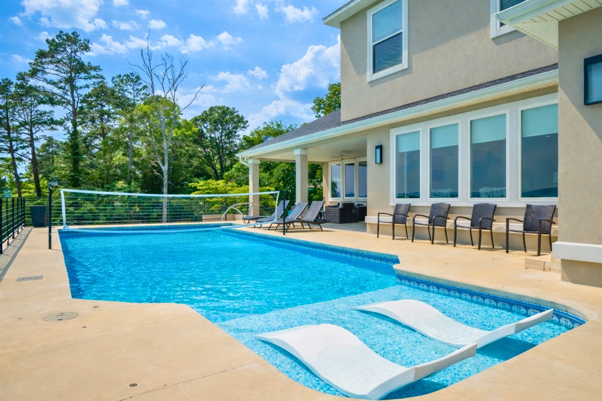 [Pool] This sparkling pool is ready for you to dive in and unwind, blending relaxation and natural beauty in every swim.