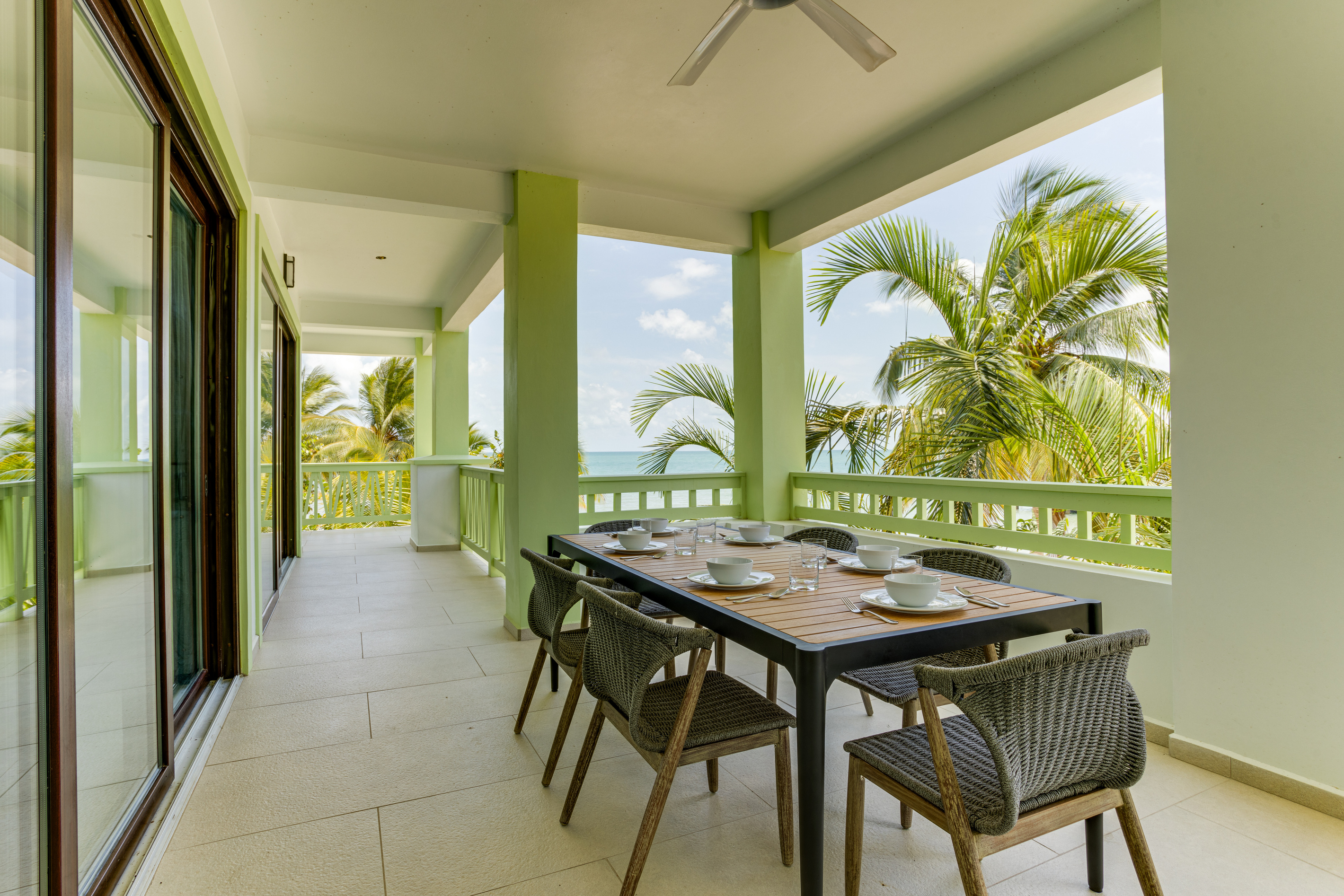 122 Balcony