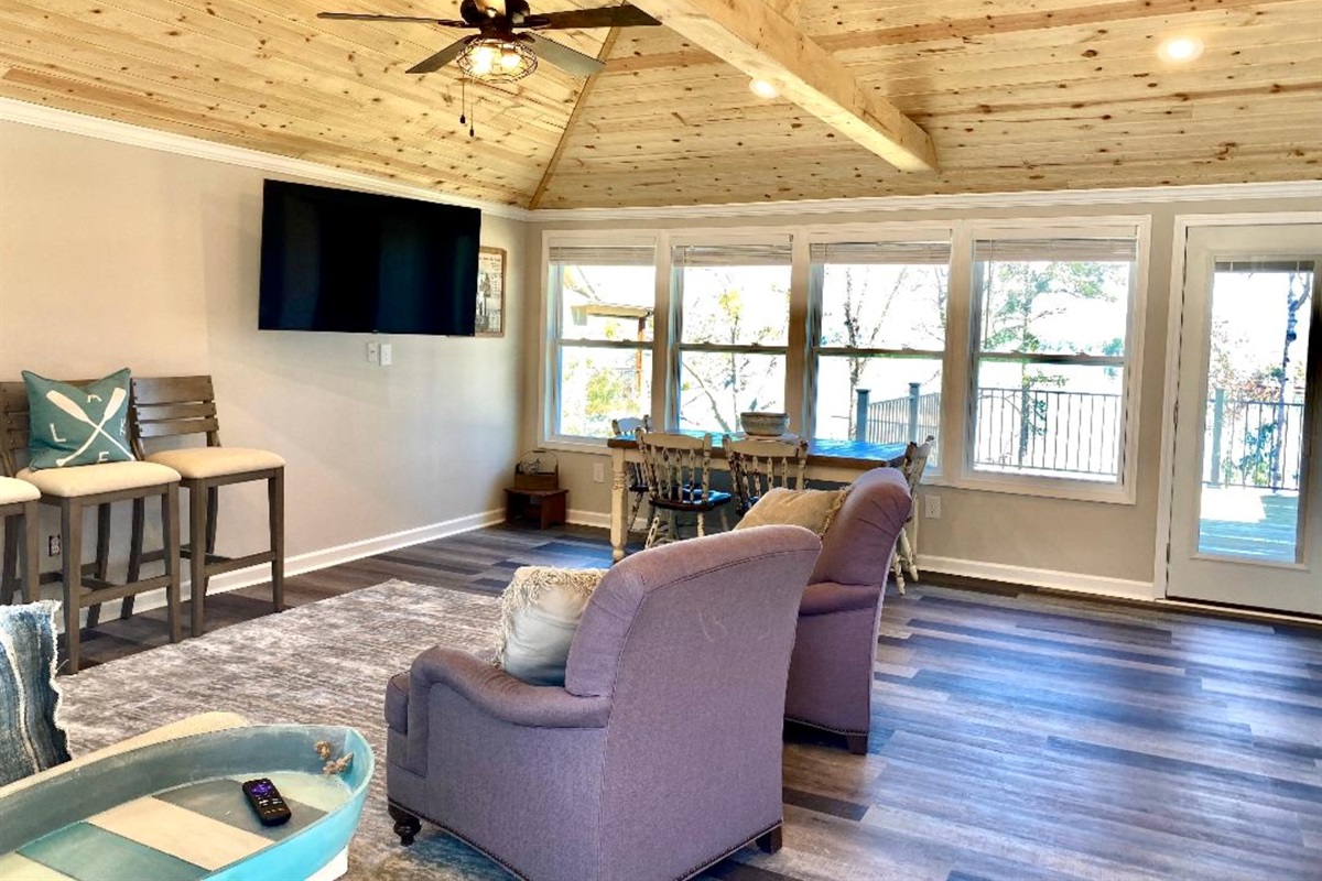 Second living area on the main floor