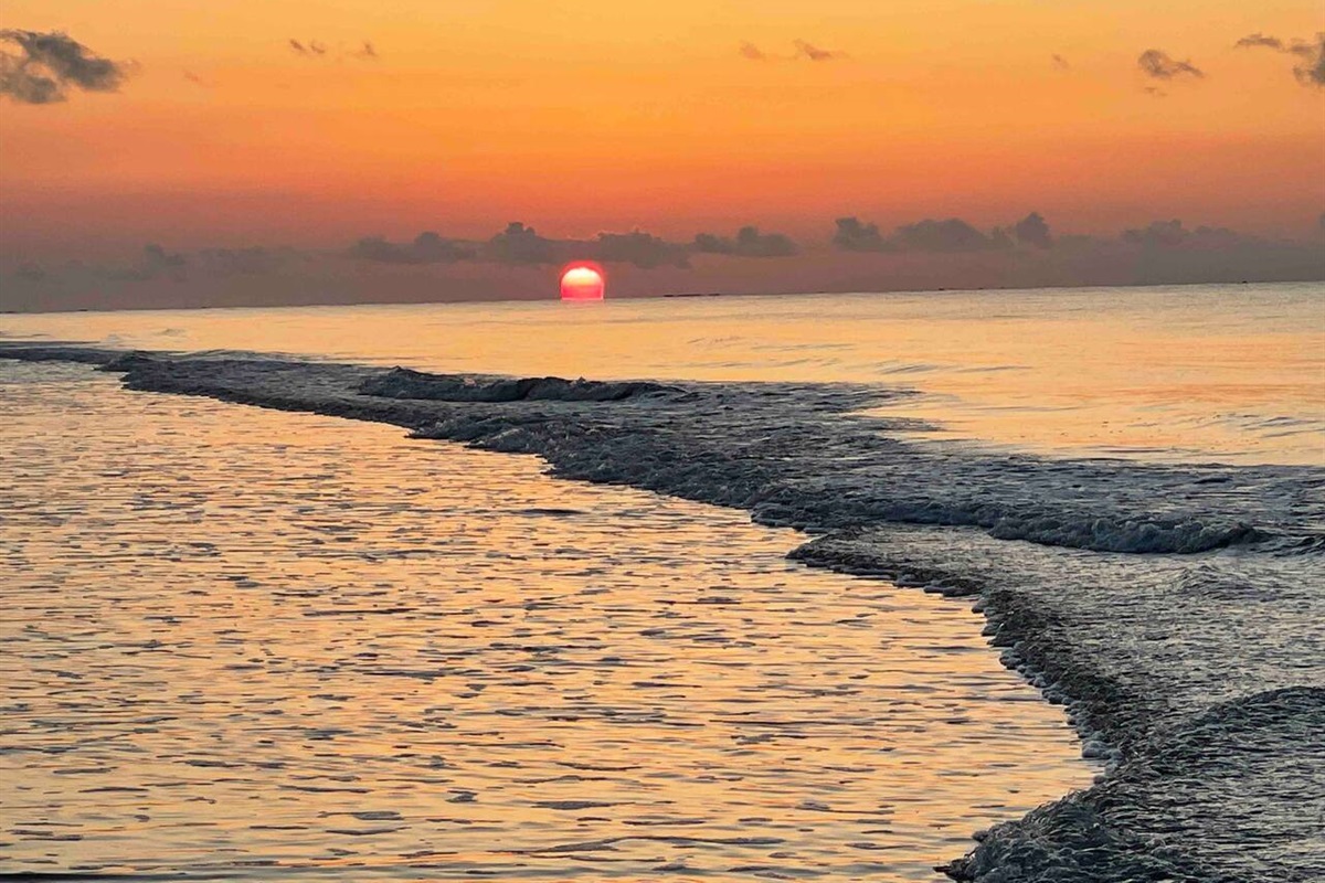 Don’t miss the amazing sunrises of HHI!