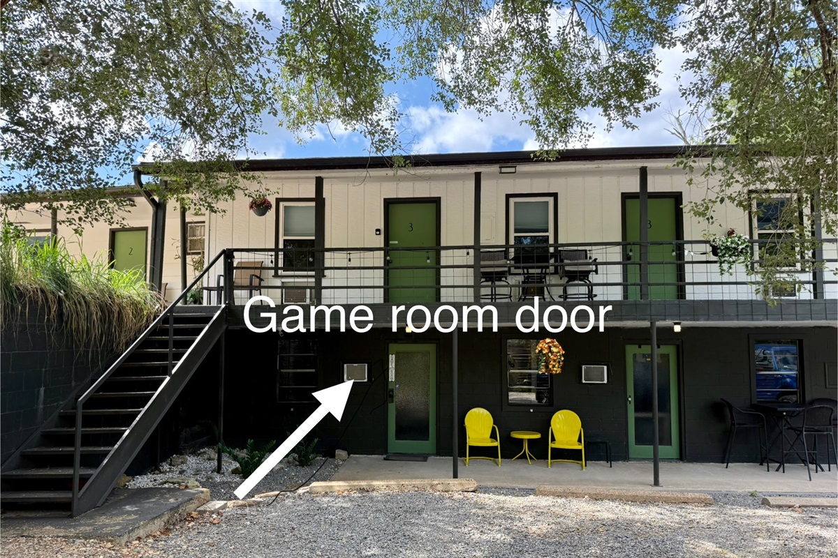 Game room and guest laundry location.