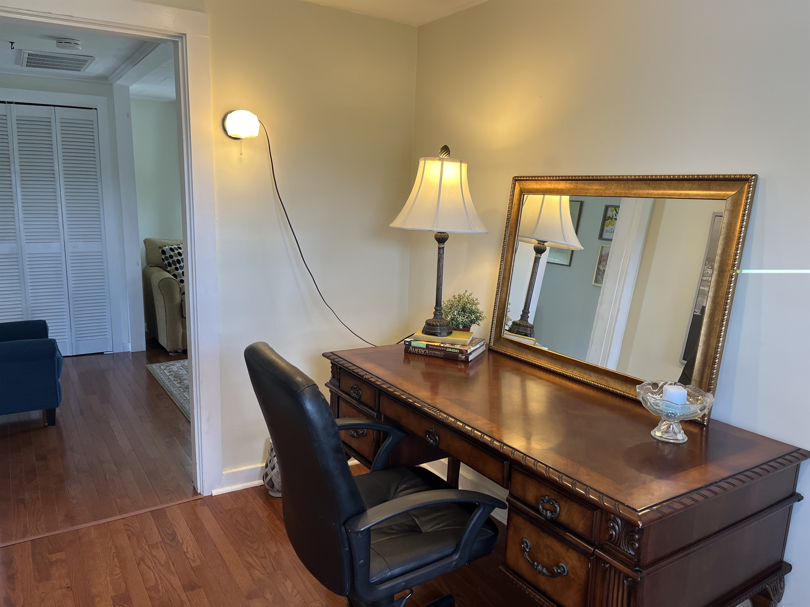 Desk space in entry way