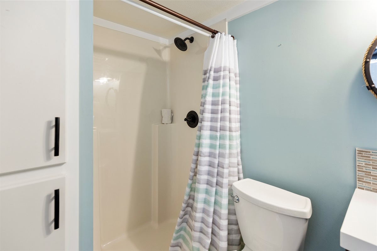 3rd Bedroom En Suite Bathroom