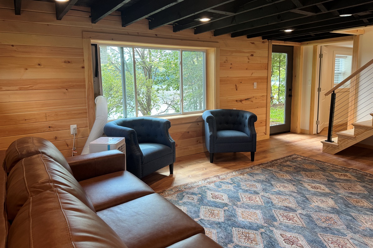 Lower level gameroom with SmartTV