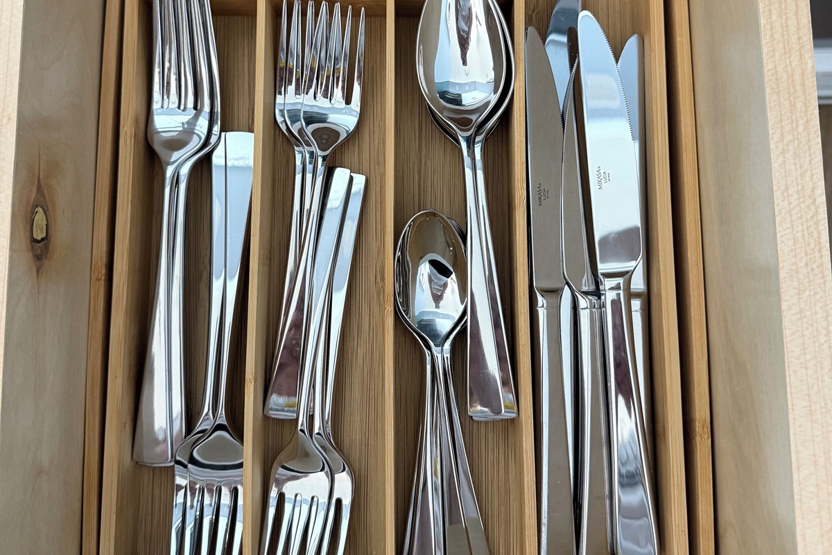 Nice Mikasa silverware